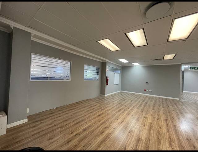 300M² OFFICE TO LET IN RIVONIA